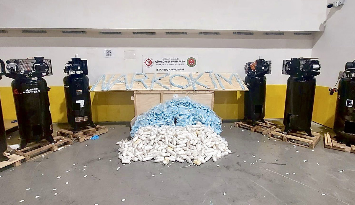 İstanbul Havalimanı'nda 427 kilogram uyuşturucu ele geçirildi