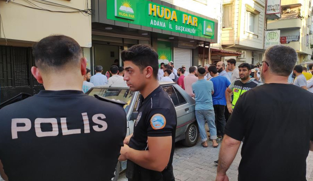 Adana HÜDA-PAR İl Başkanlığına bıçaklı saldırı: 1 ölü, 1 yaralı