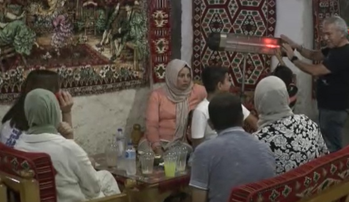 Burası Gaziantep'te: Dışarısı 50 derece, içeride soba yakıyorlar