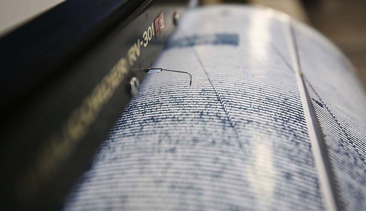 Adana'da 5.5'lik deprem! Çevre illerden hissedildi