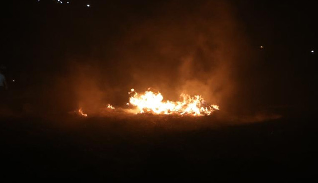 Afyonkarahisar'da korkutan yangın! Tarlada alevler yükseldi
