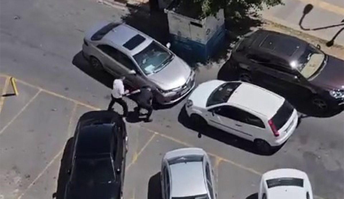 Ters yönden gelip yol istedi, sonra da arabanın lastiğini patlattı
