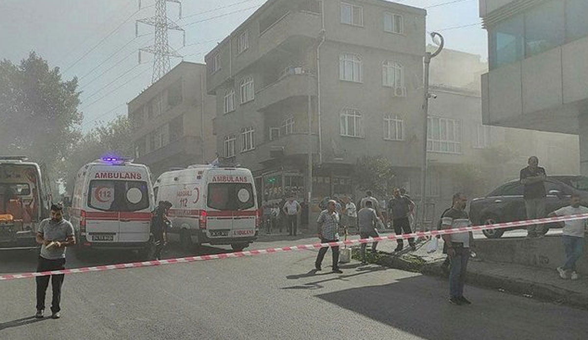 Bayrampaşa'da iş merkezinde korkutan yangın!
