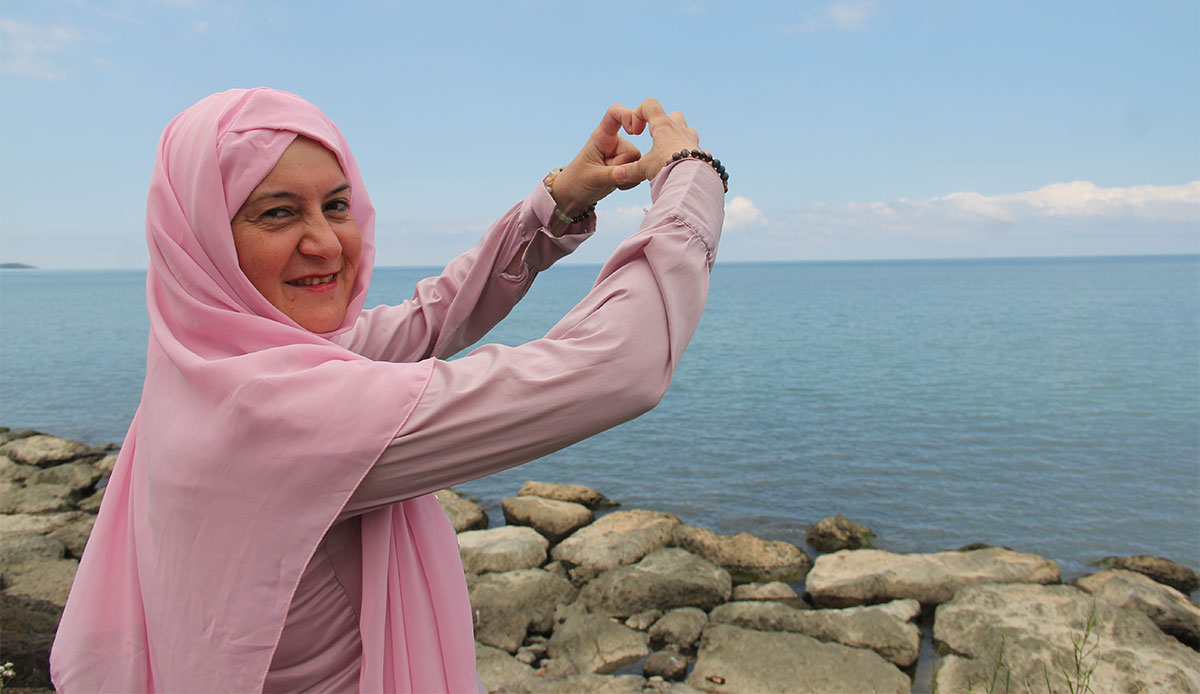 Denizde akıntıya kapılarak kilometrelerce sürüklendi: Saatlerce hayata kulaç attı