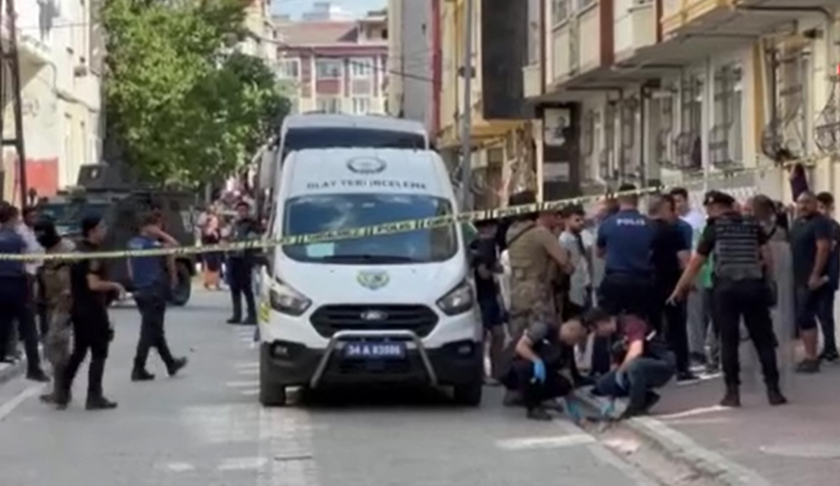 Çocukların kavgasına aileler karıştı, döner bıçaklar havada uçuştu