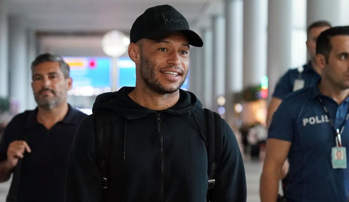 Alex Oxlade-Chamberlain imza için İstanbul'da!