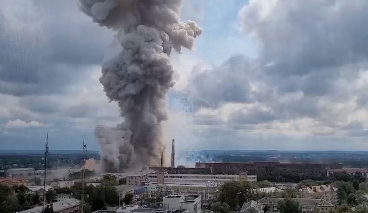 Rus ordusuna büyük darbe! Kritik parçalar üreten fabrikada şiddetli patlama