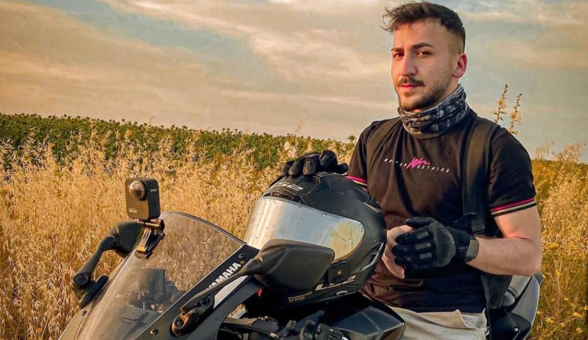 Fenomen motorcu köpeğe çarptığı kazada feci şekilde can verdi