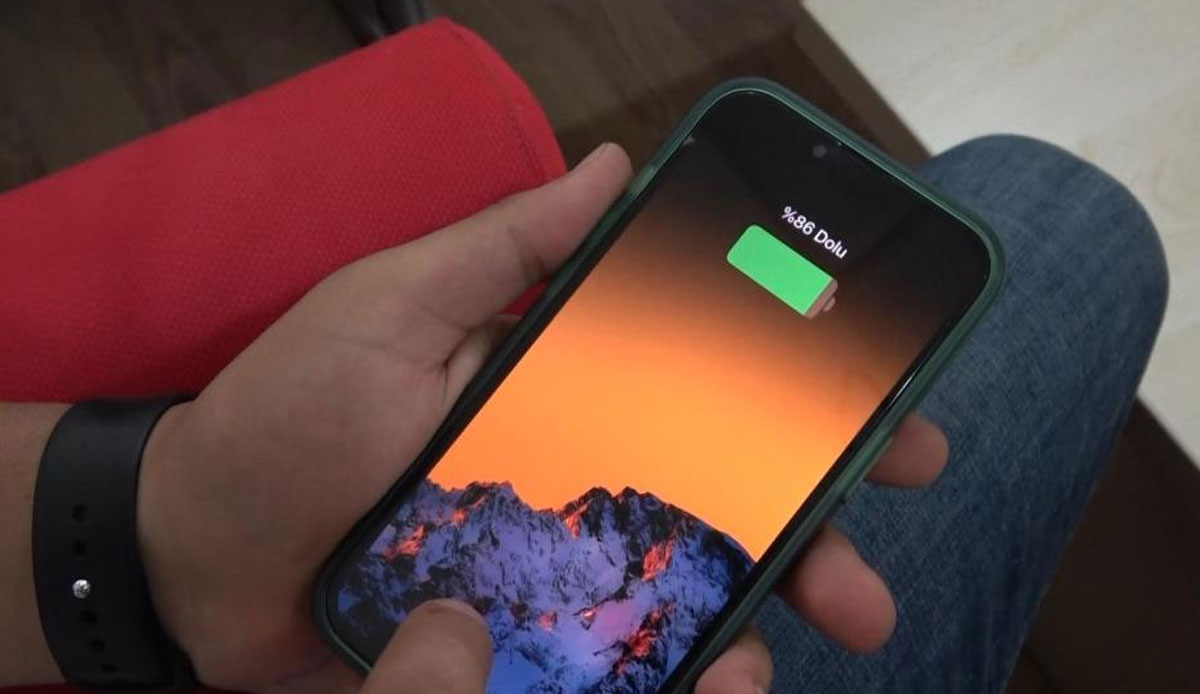 Sıcak havalara dikkat! Telefonunuzun bataryası patlayabilir