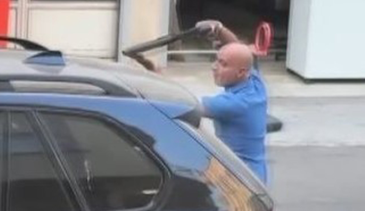 Burası Teksas değil, Antalya! Cadde ortasında akılalmaz anlar! Kalbinden vuruldu