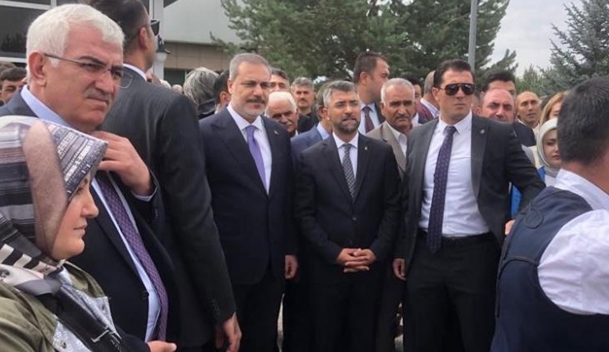 Bakan Fidan çeşitli temaslar için Erzurum'da