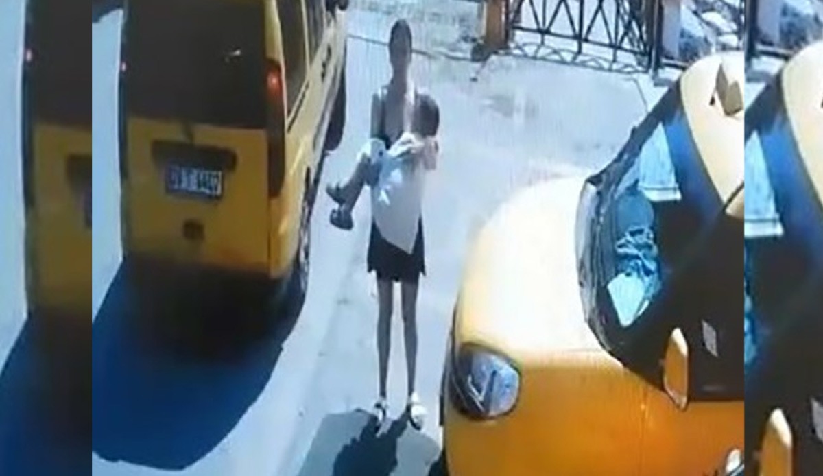 Vicdansızlığın bu kadarı! Taksiciler epilepsi nöbeti geçiren çocuğu üstü ıslak diye almadı