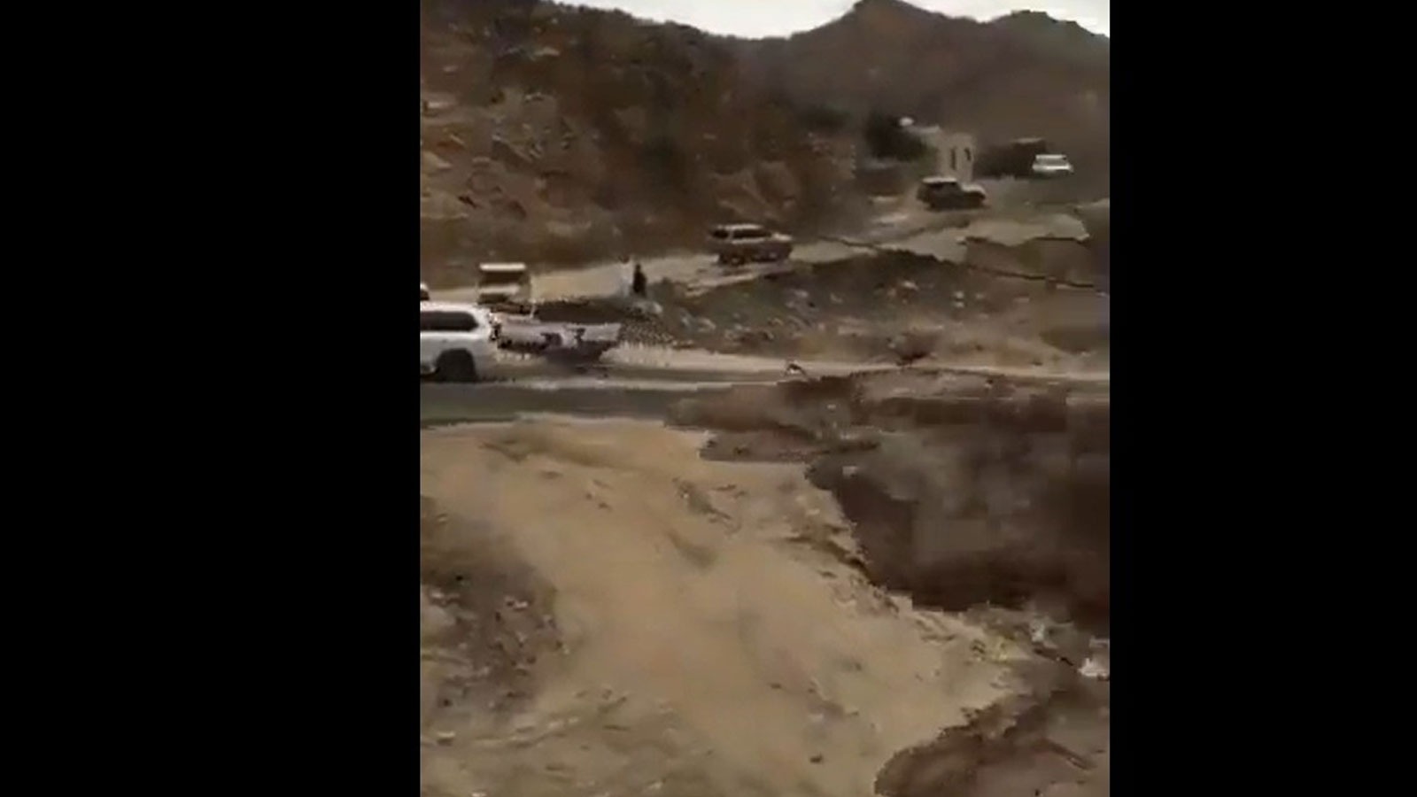 Libya'da 5 bin kişinin öldüğü sel suları Derne şehrini böyle vurdu!