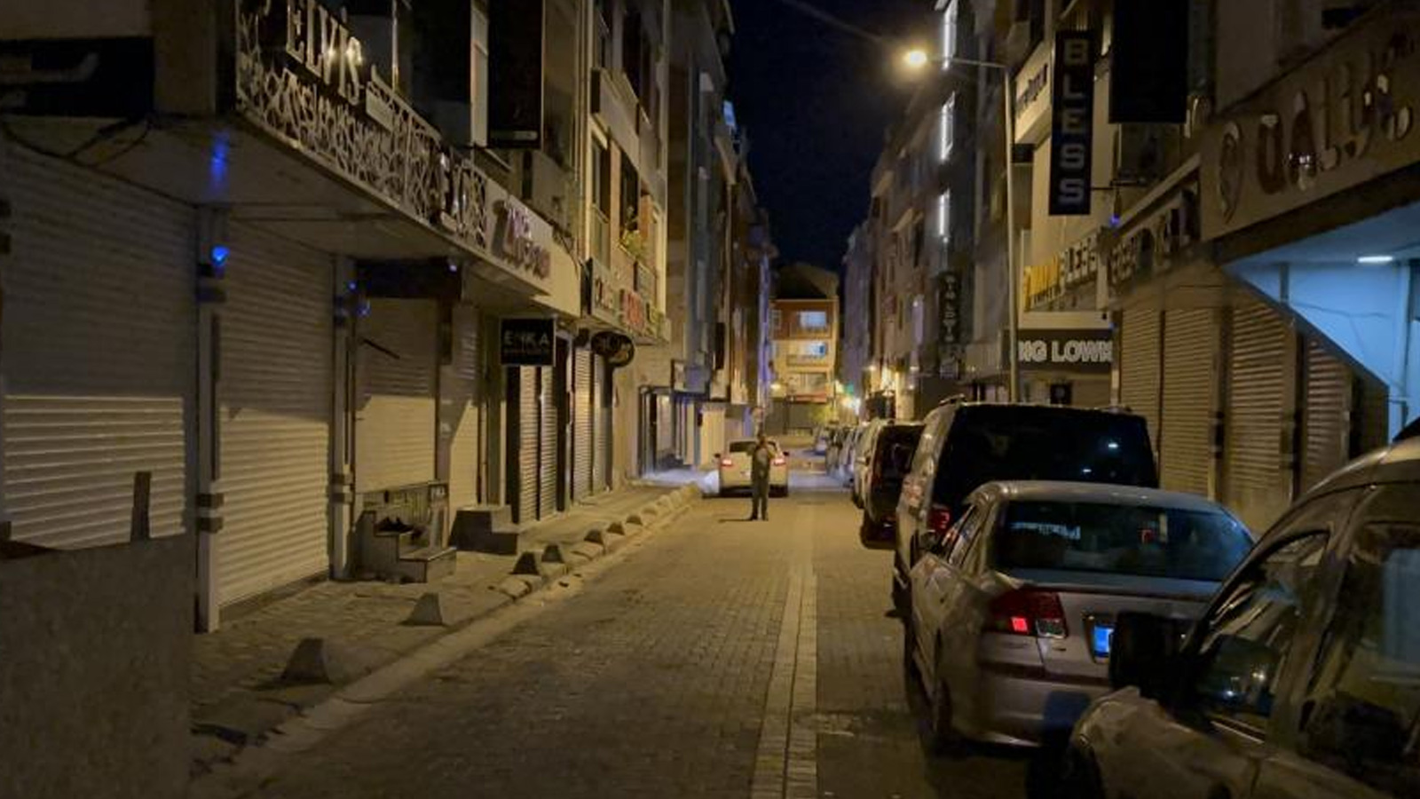 Zeytinburnu'nda akşam vakti silahlı saldırı! 1 ölü, 1 yaralı