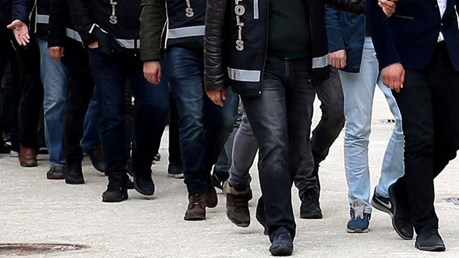 Bakan Yerlikaya duyurdu: Zehir tacirlerine Bursa ve Balıkesir'de büyük darbe