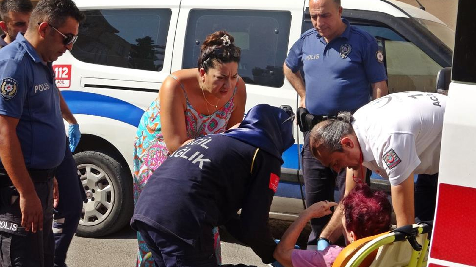 Banyoda düşüp 24 saat mahsur kaldı: İmdadına avukatı yetişti