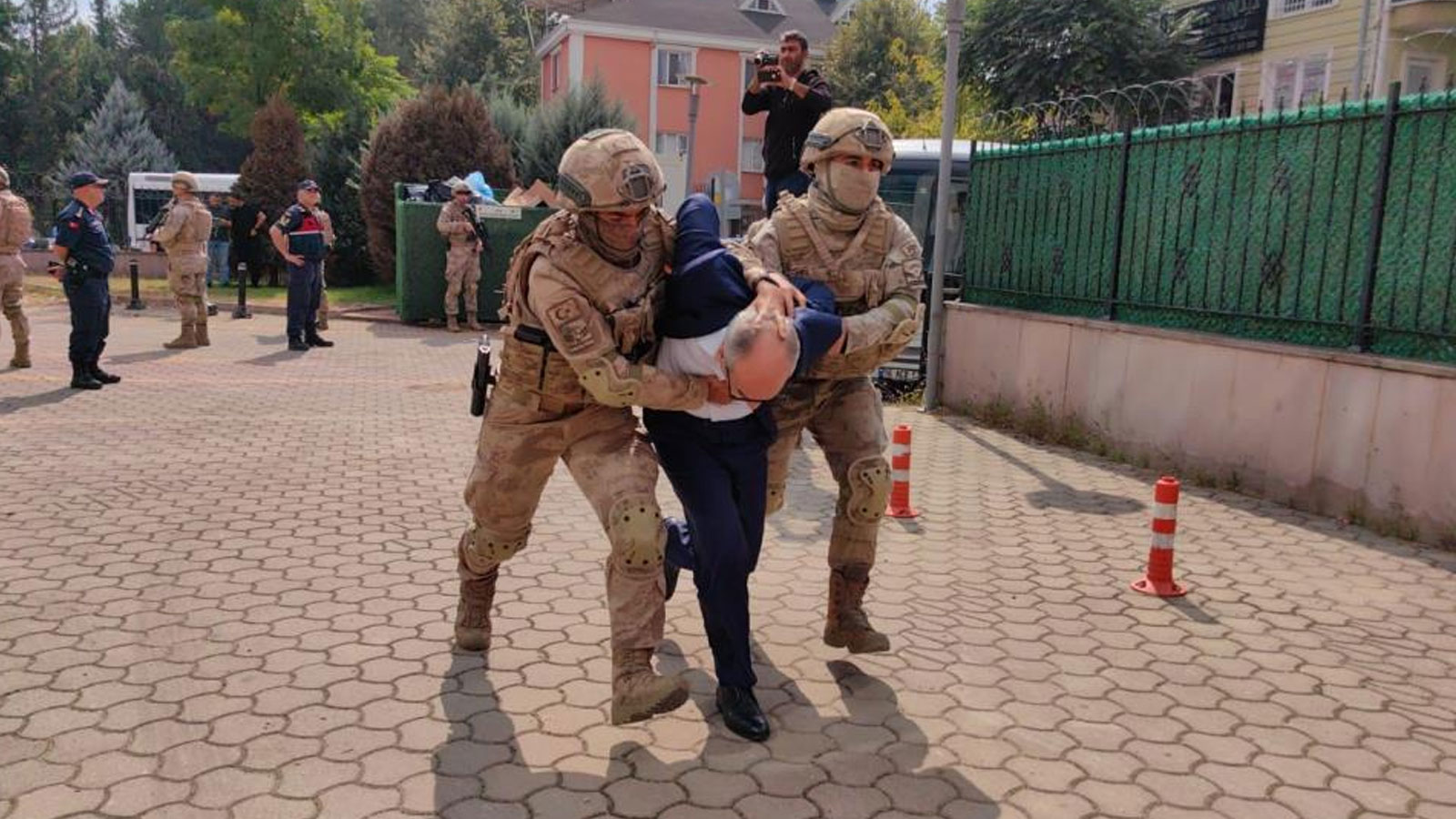 Terkinler çetesi adliyeye böyle getirildi