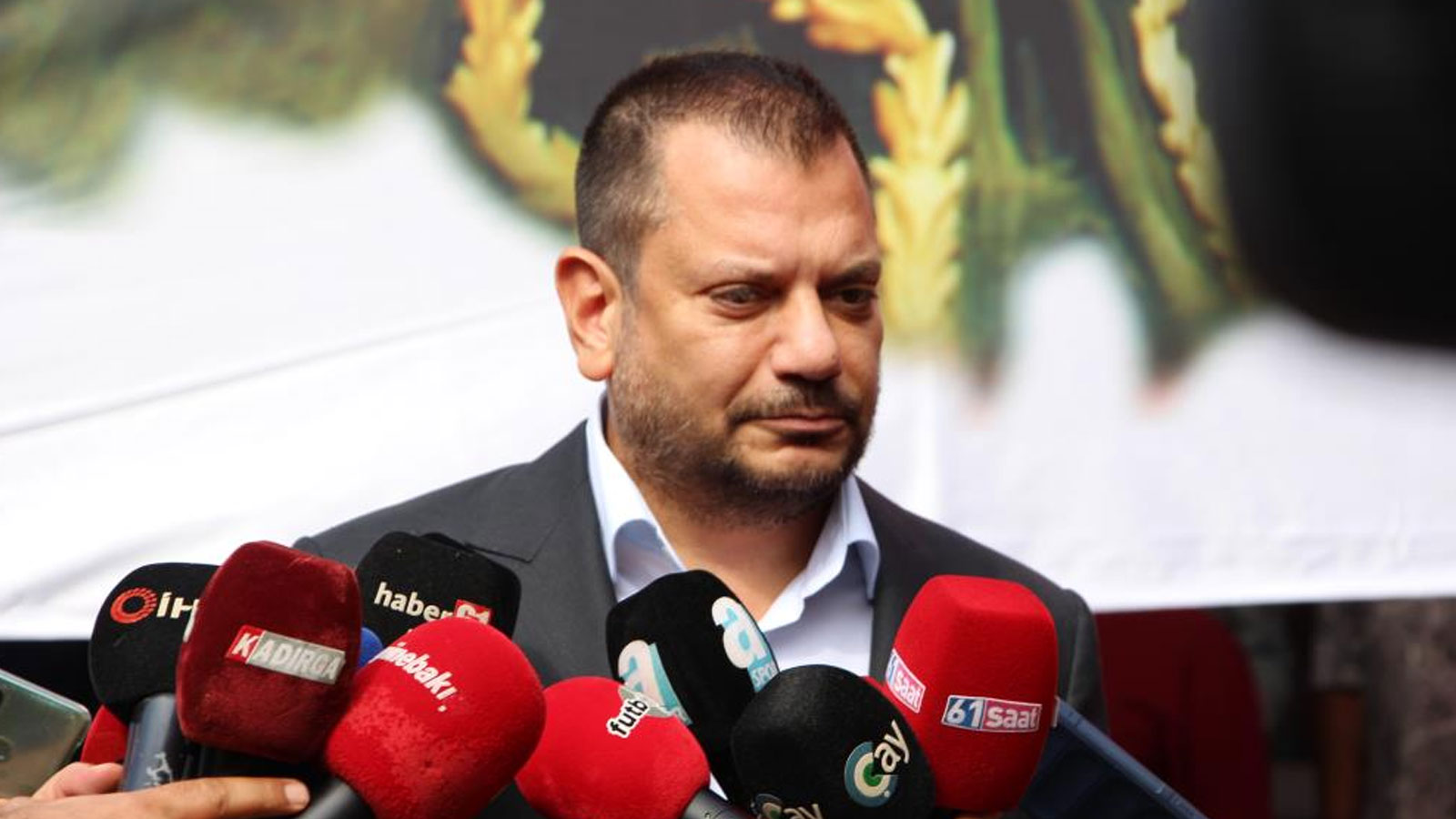 Ertuğrul Doğan Burası Dingo'nun ahırı değil, kimse terbiyesizlik yapmayacak!