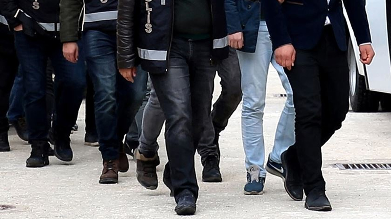 Tefecilere geçit yok! 14 şüpheli gözaltında