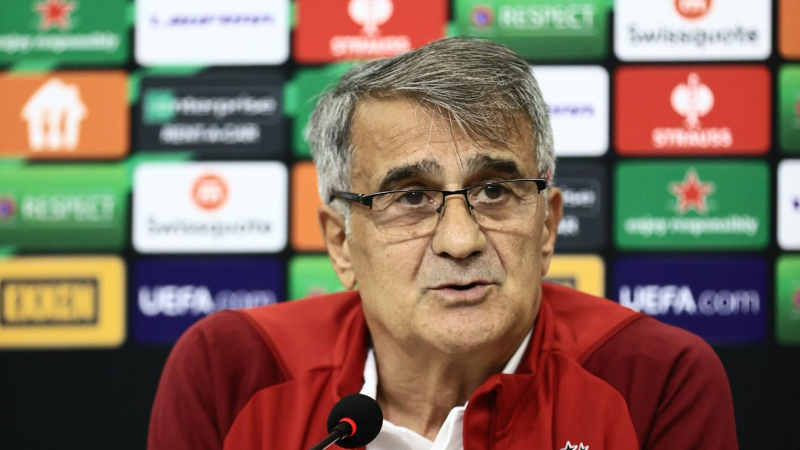 Şenol Güneş: Gedson Fernandes'in bileği döndü!