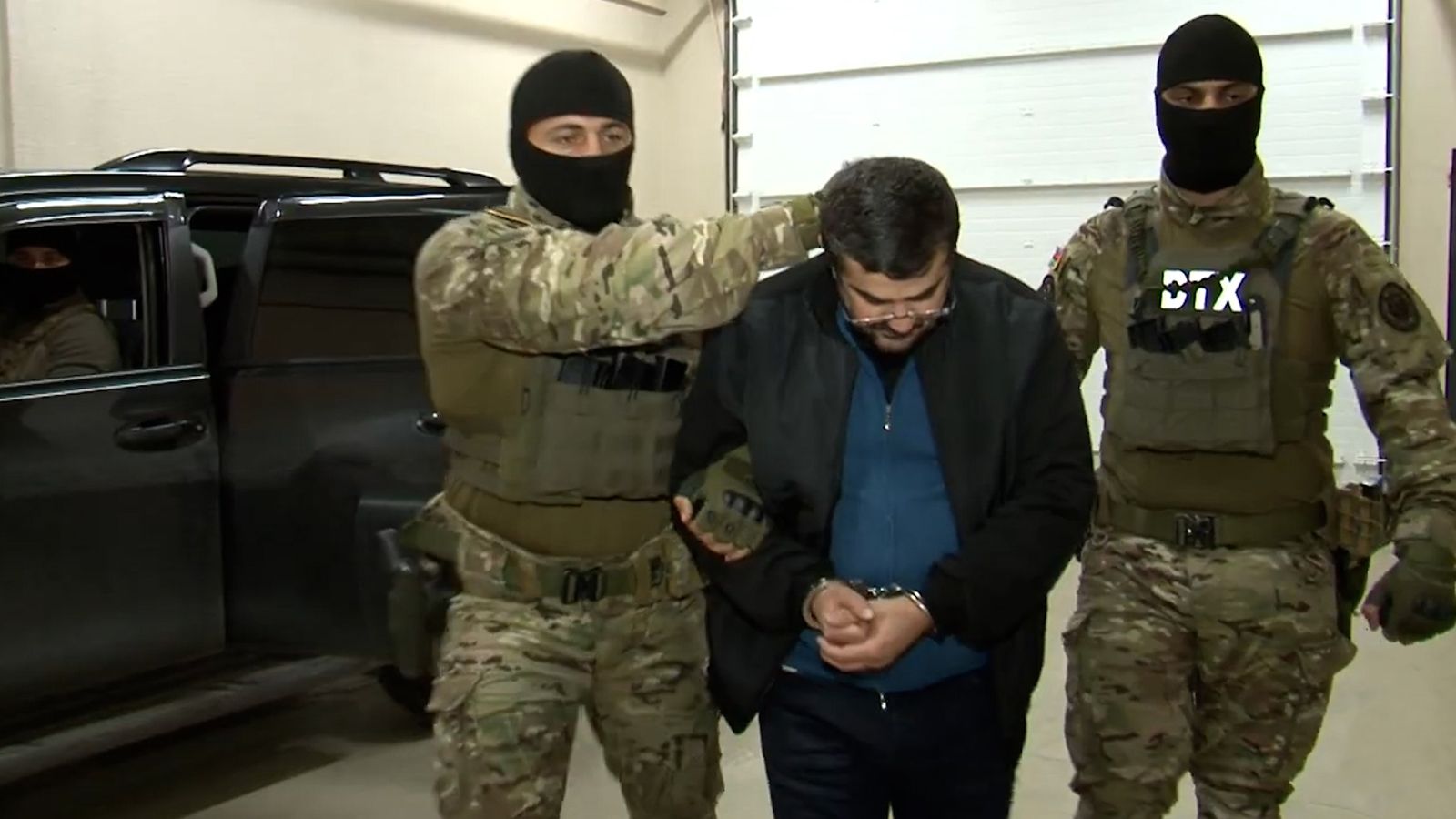 Azerbaycan Harutyunyan'ın görüntülerini paylaştı: Bakü'ye böyle getirildi