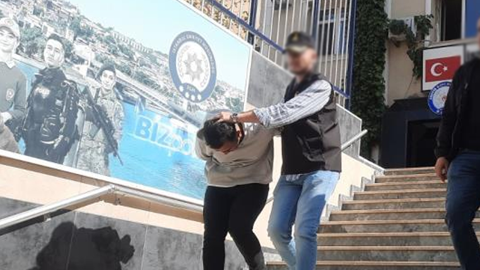 Polisim diyen dolandırıcıya 3.5 milyon kaptırdı
