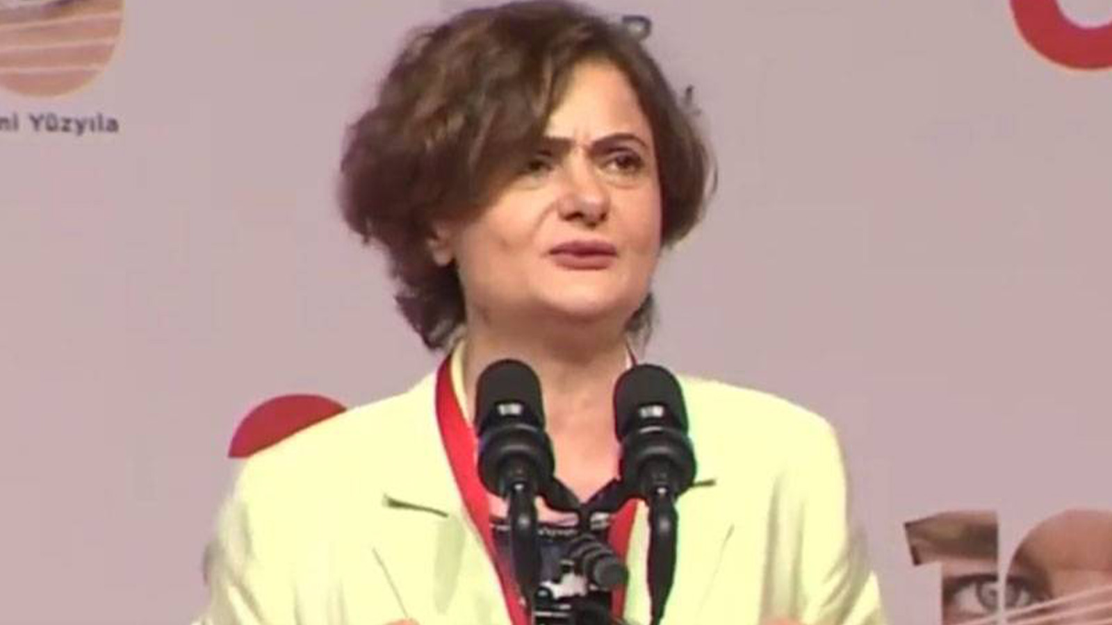 Canan Kaftancıoğlu CHP kongresinde yuhalandı