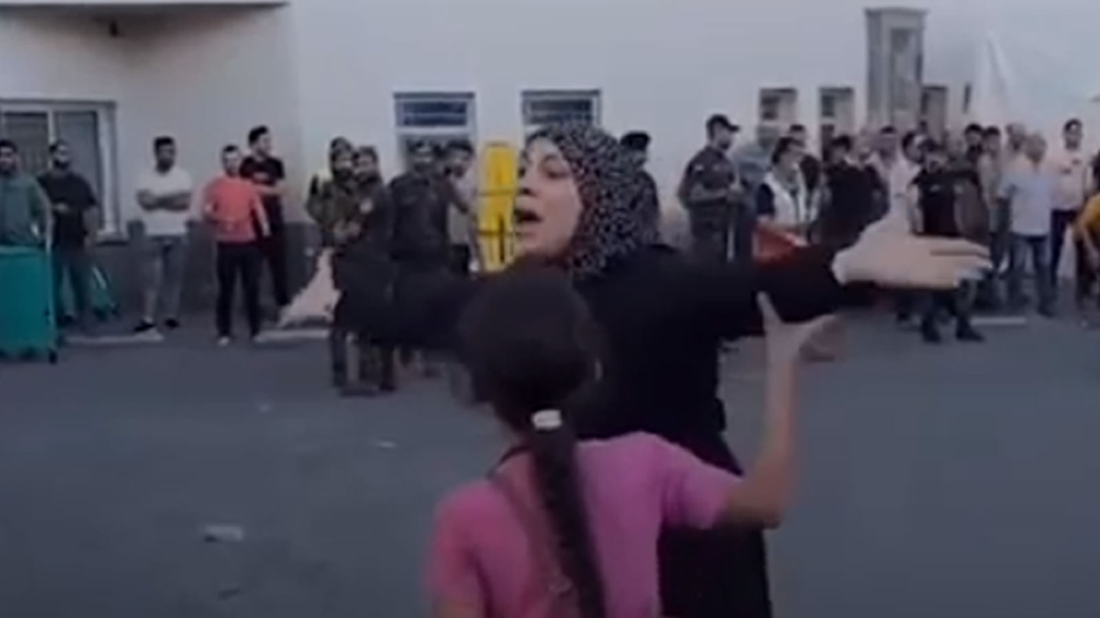 Evladını İsrail'in bombardımanında kaybeden annenin feryadı kahretti