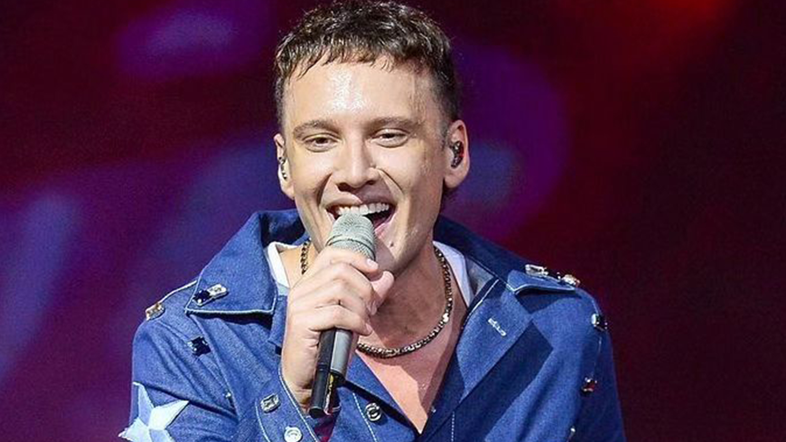 Şarkıcı Edis’ten Kızılcık Şerbeti yorumu