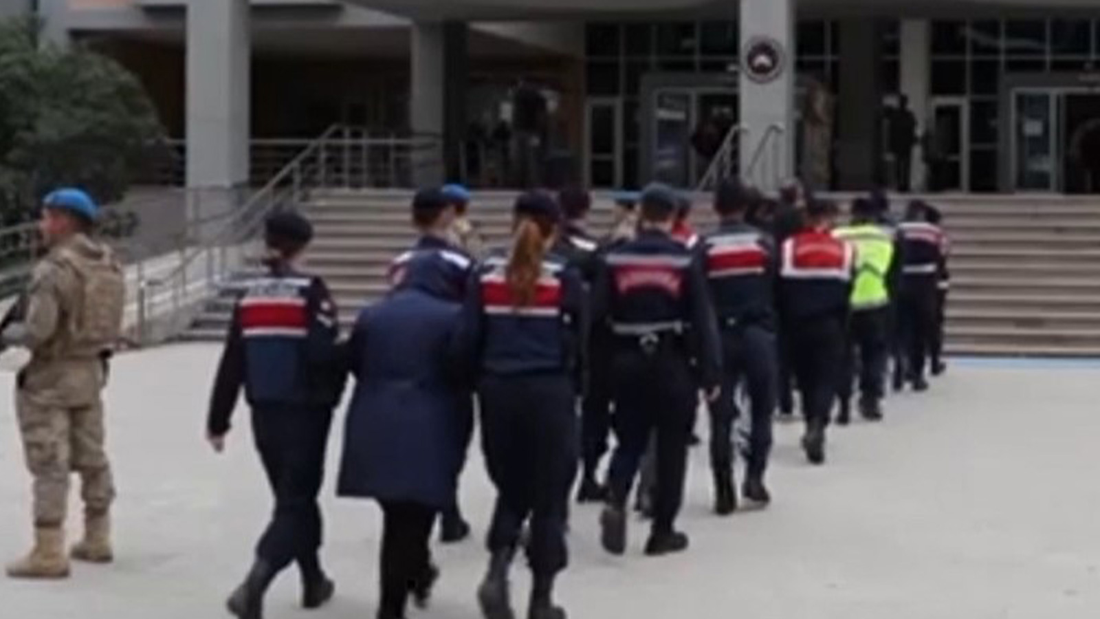 6 FETÖ şüphelisi sınırda yakalandı