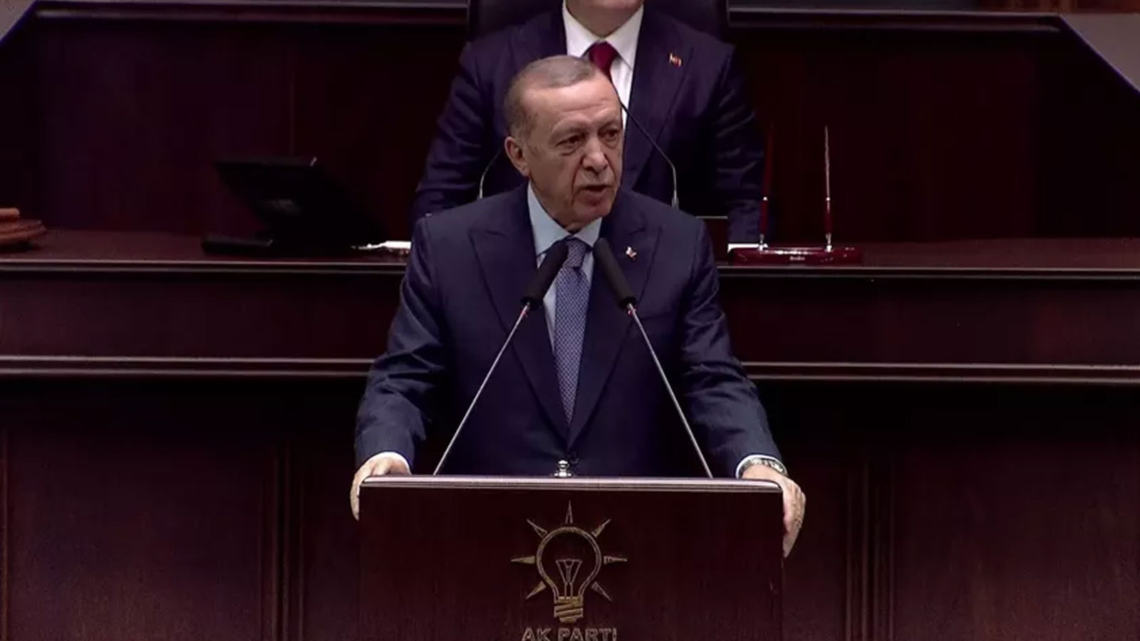 Cumhurbaşkanı Erdoğan "Hamas, terör örgütü değildir" dedi, İsrail'e mesaj verdi: O sözleri ayakta alkışlandı
