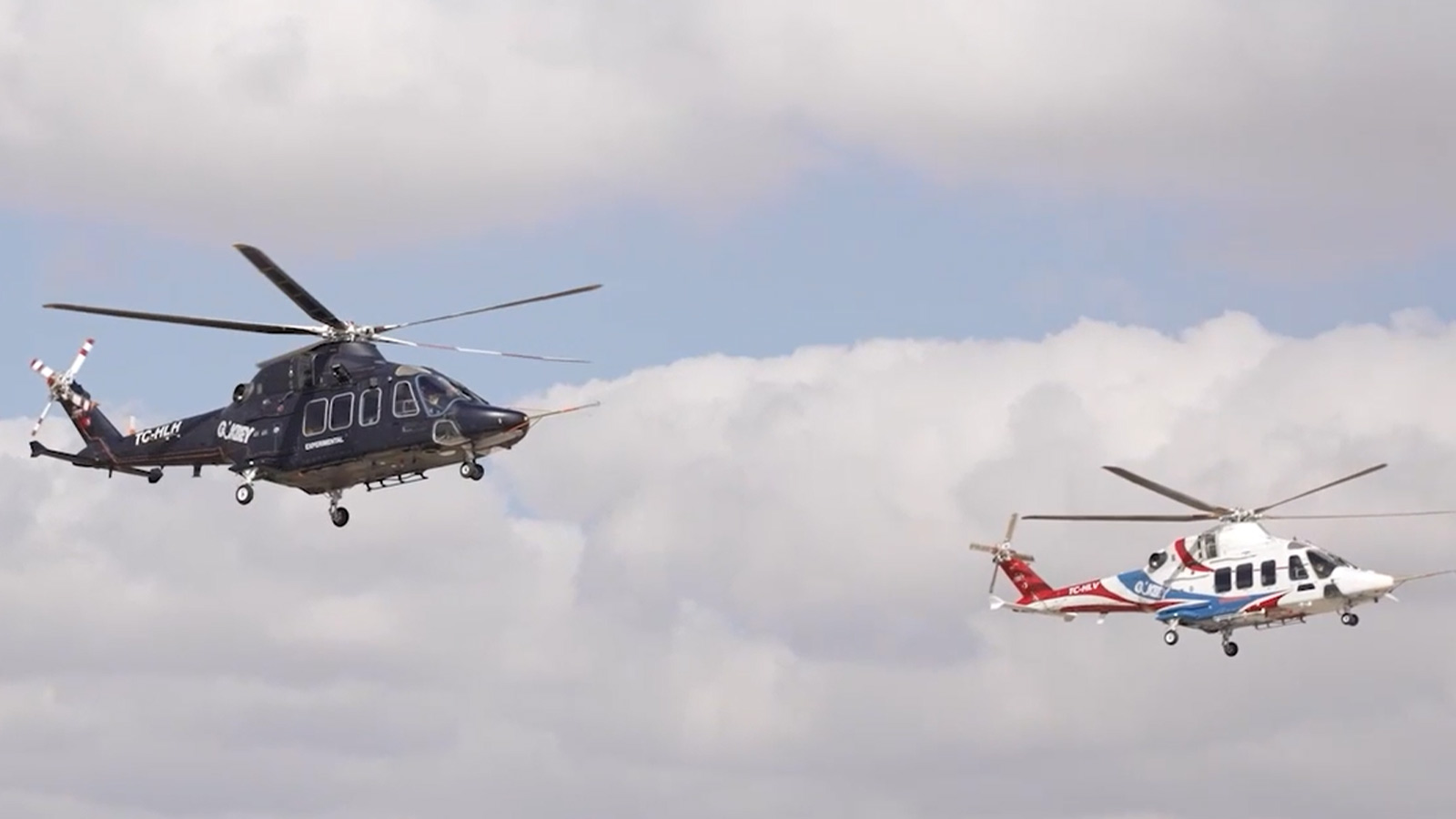 ATAK ve GÖKBEY, 100. yıl için havalandı... SSB Başkanı Görgün: Türkiye'nin Yeni Yüzyılı'nı birlikte inşa edeceğiz