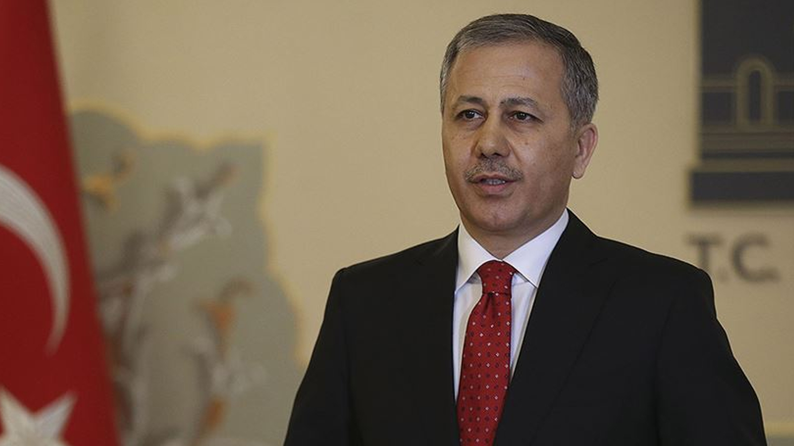 İçişleri Bakanı Yerlikaya'dan Cumhuriyet Bayramı mesajı