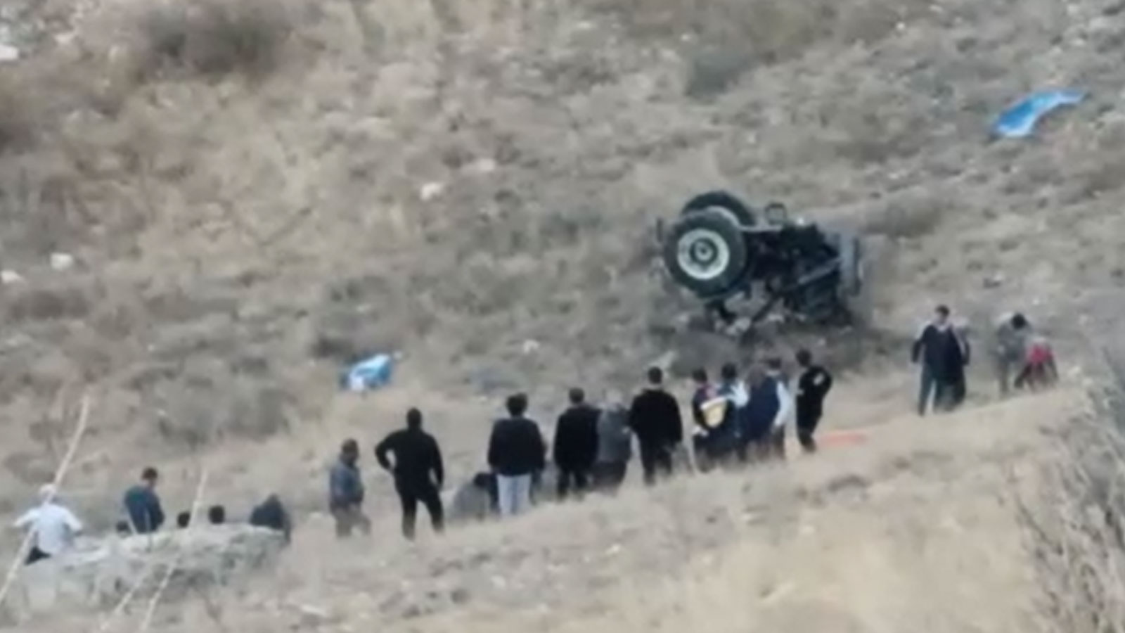 Sivas'ta feci kaza! Traktör 400 metrelik uçurumdan düştü: 1 ölü
