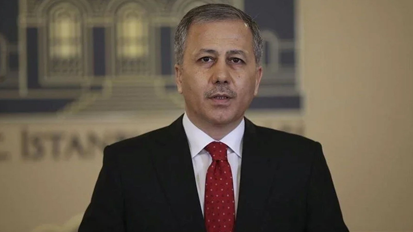 Bakan Yerlikaya'dan 10 Kasım videosu: O’nun hayatındaki diğer 10 Kasım’lar? Neredeydi, ne yapıyordu?