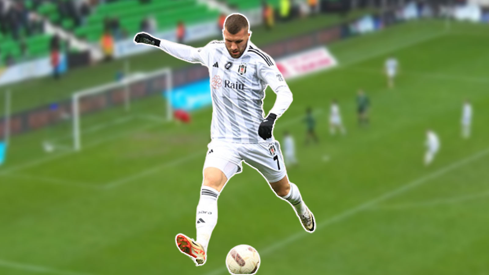 Ante Rebic'ten Sakaryaspor'a jeneriklik gol