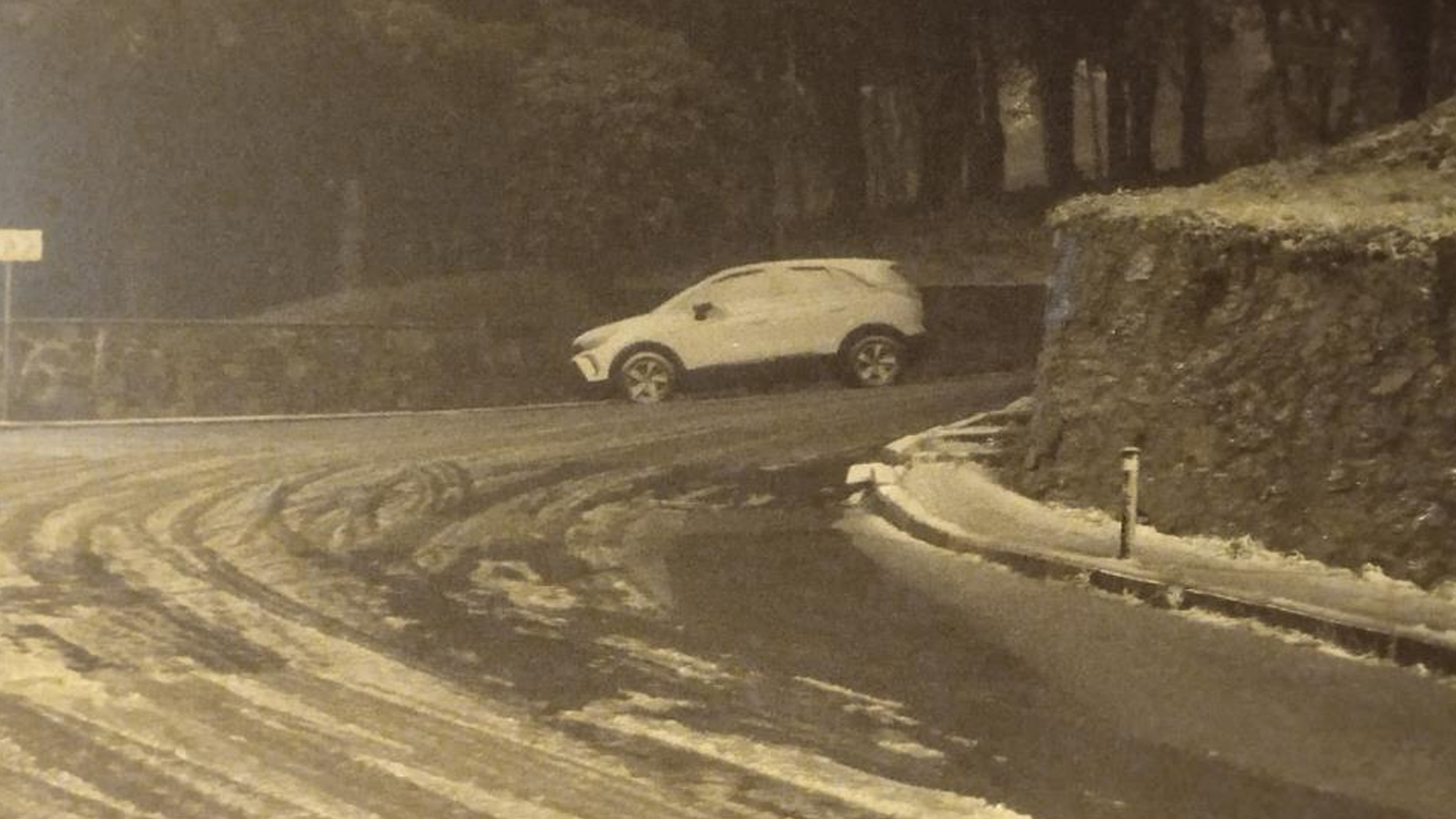 Beklenen kar yağışı İstanbul'da başladı