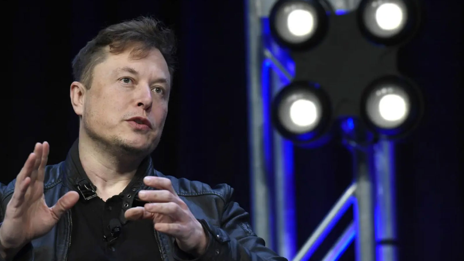 Elon Musk, X'i boykot eden şirketlere resti çekti