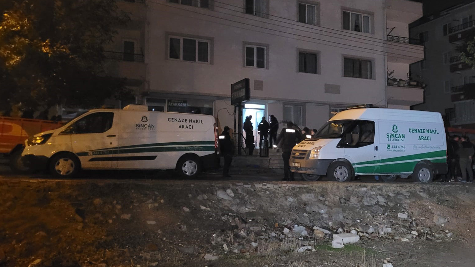 Komşusunun evini bastı, katliam yaptı
