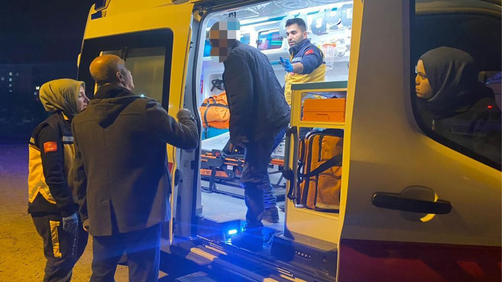 Eşini darp etti, polisten kaçarken kaza yaptı