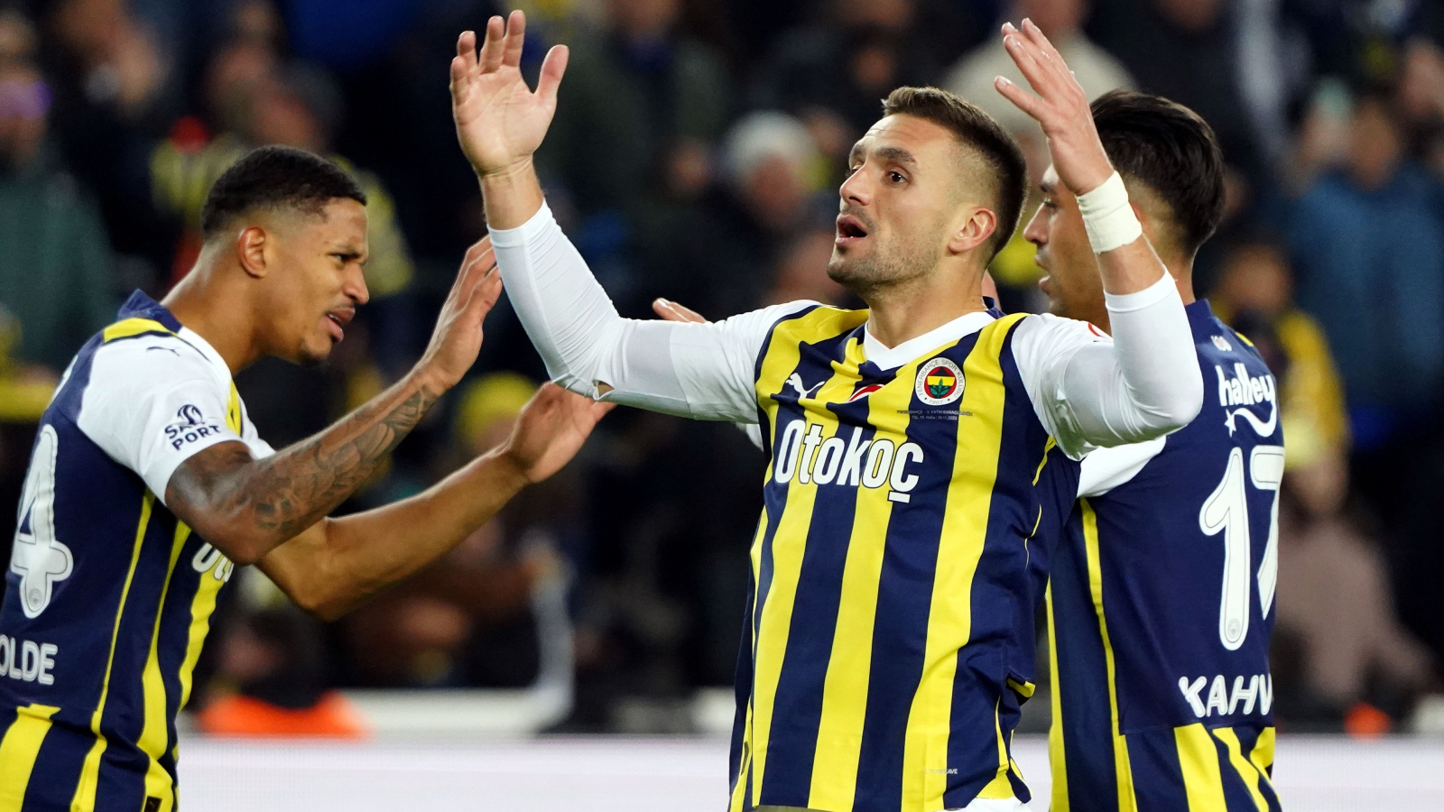 Derbilerde göz rengi değişiyor! Dusan Tadic'in çok ilginç özelliği