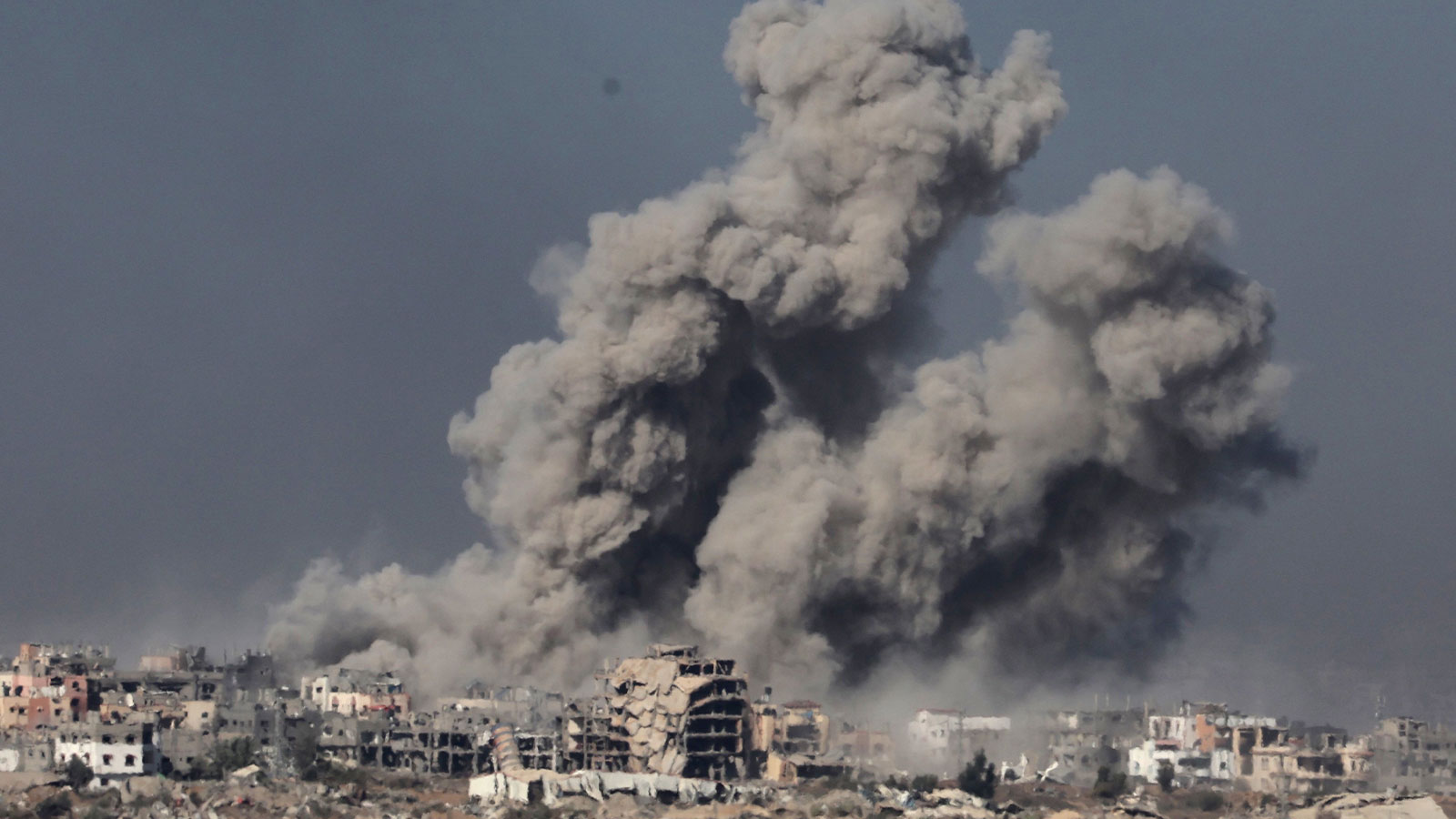 Gazze’de kanlı saldırı: 23 ölü, 28 gözaltı