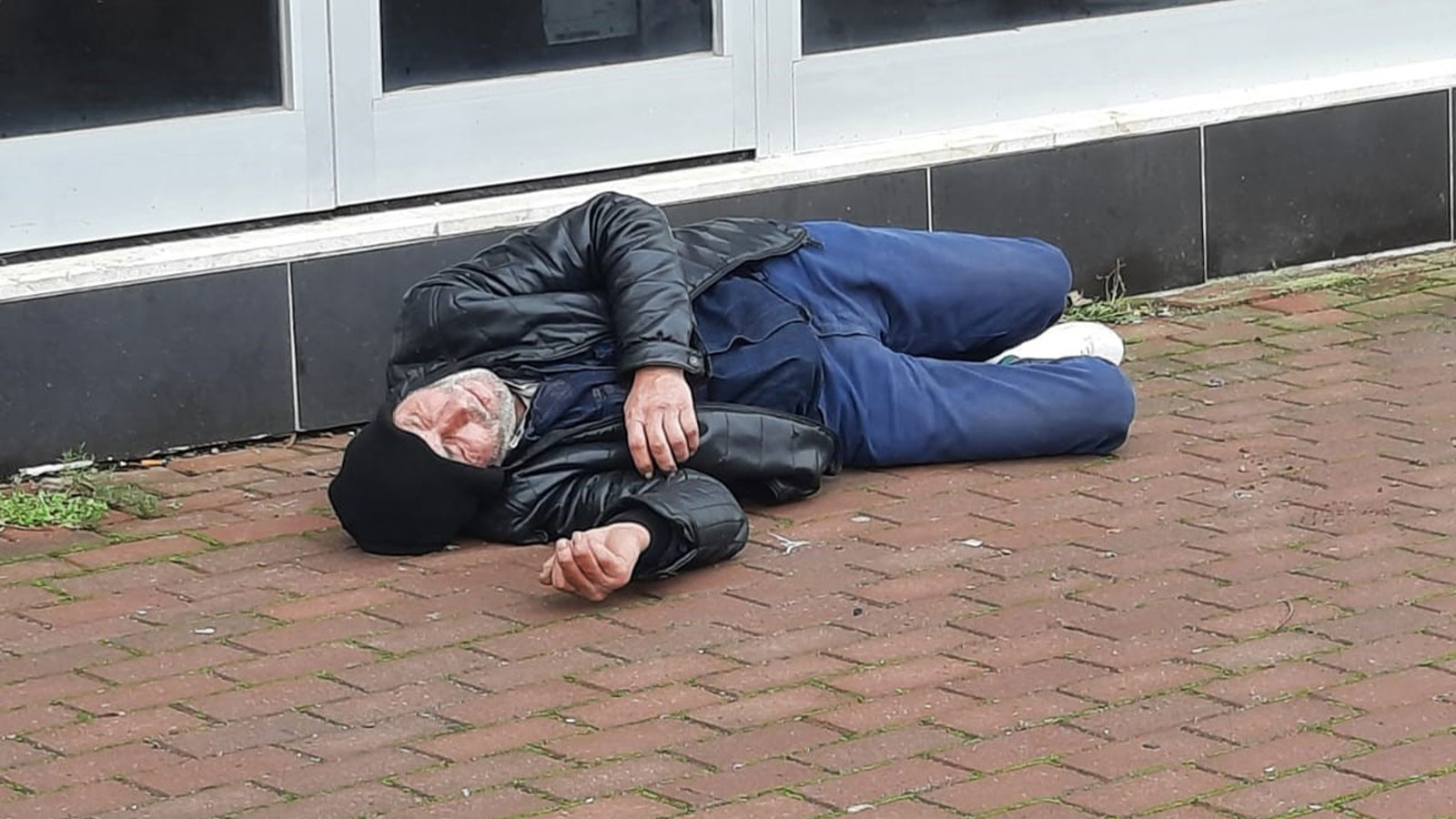 Tekirdağ’da kolonya içen adam hastanelik oldu