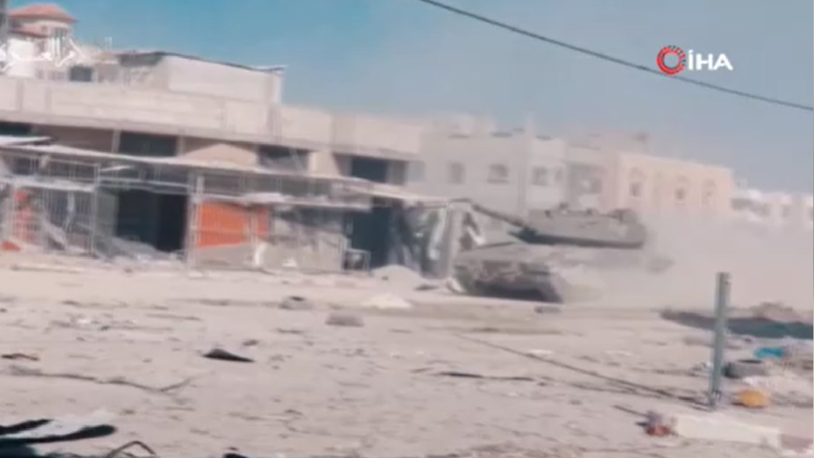 Kassam Tugayları, İsrail zırhlısını delik deşik etti