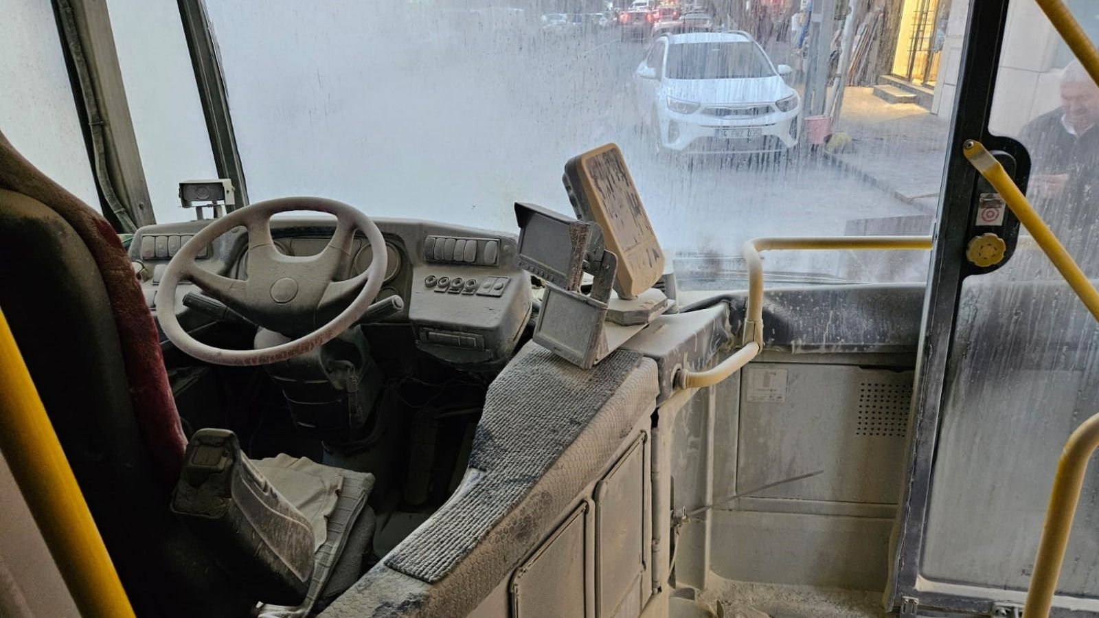 Sarıyer'de feci yangın! İETT otobüsü alev aldı