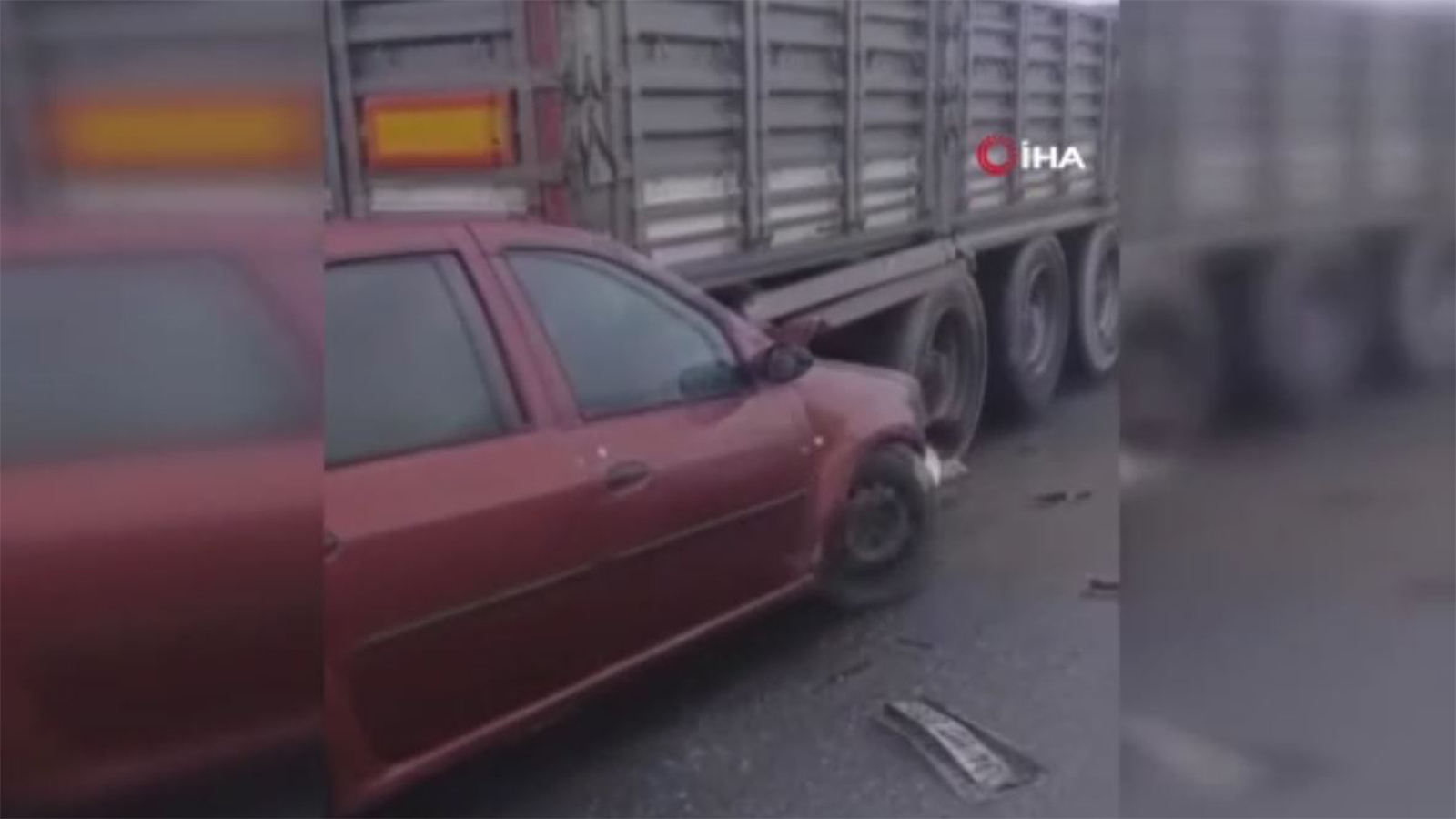 Bitlis'te büyük zincirleme kaza: 18 yaralı