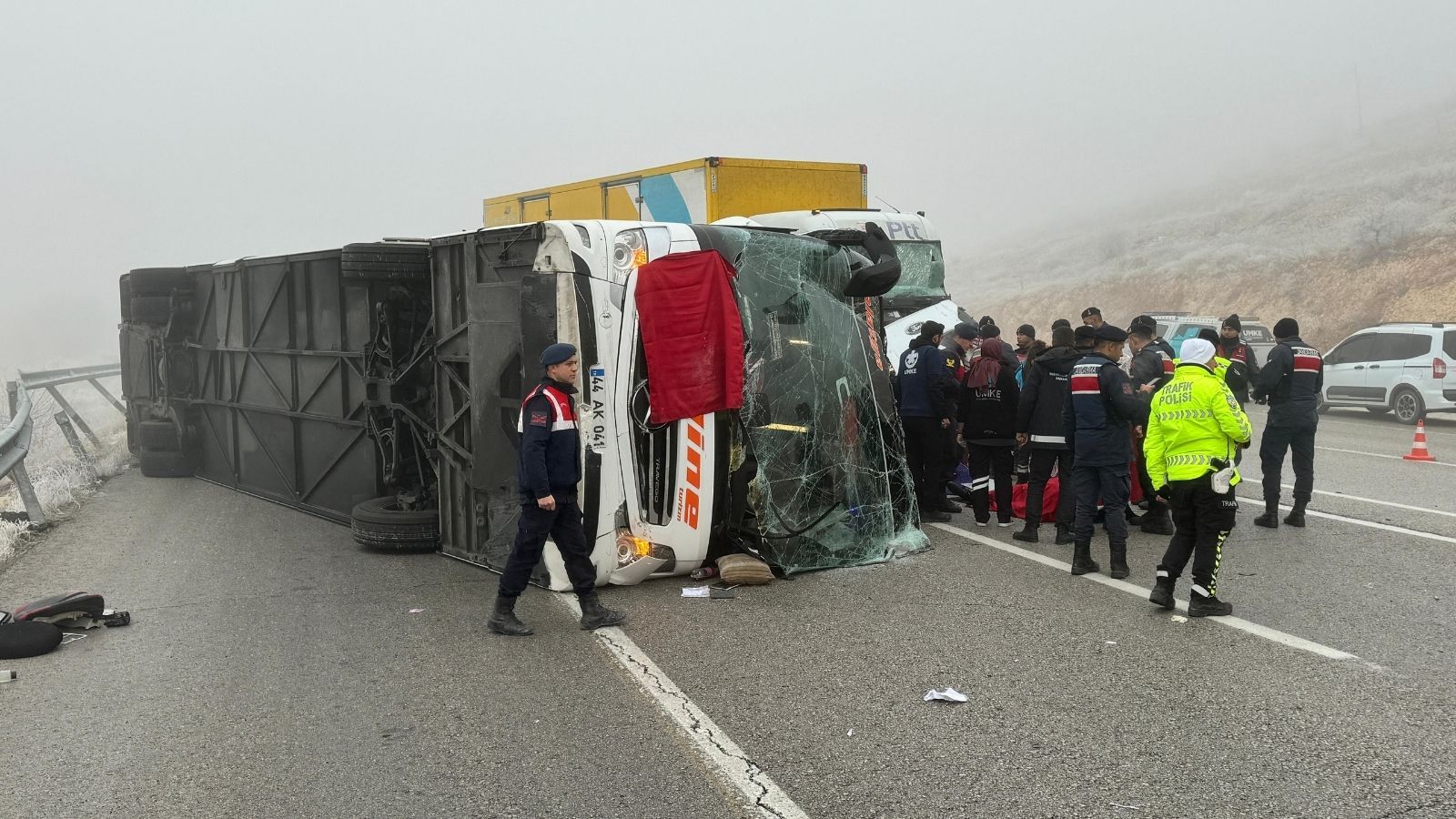 Malatya'da korkunç kaza! 4 ölü 29 yaralı