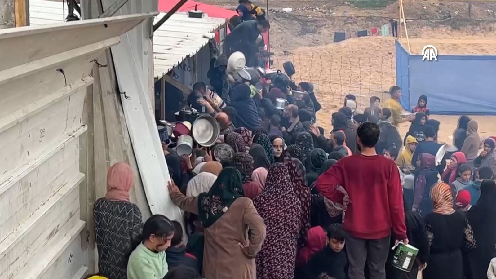 İsrail evlerinden etti! Filistinlilerin zor şartları vicdanları sızlattı