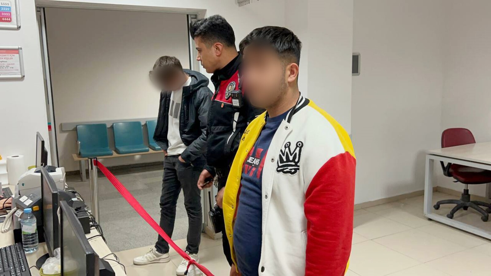 Babasından arabayı kaçırdı, polisi peşine taktı!