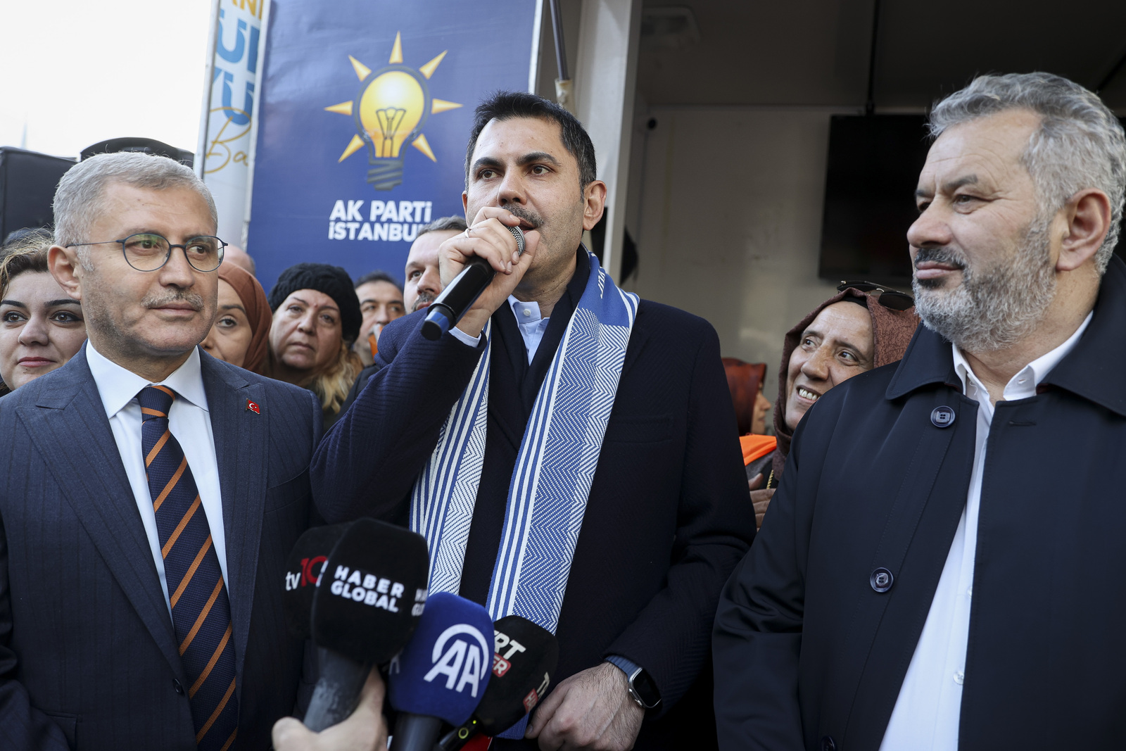 Murat Kurum'dan gençlere vaat: 39 ilçede açılıcak